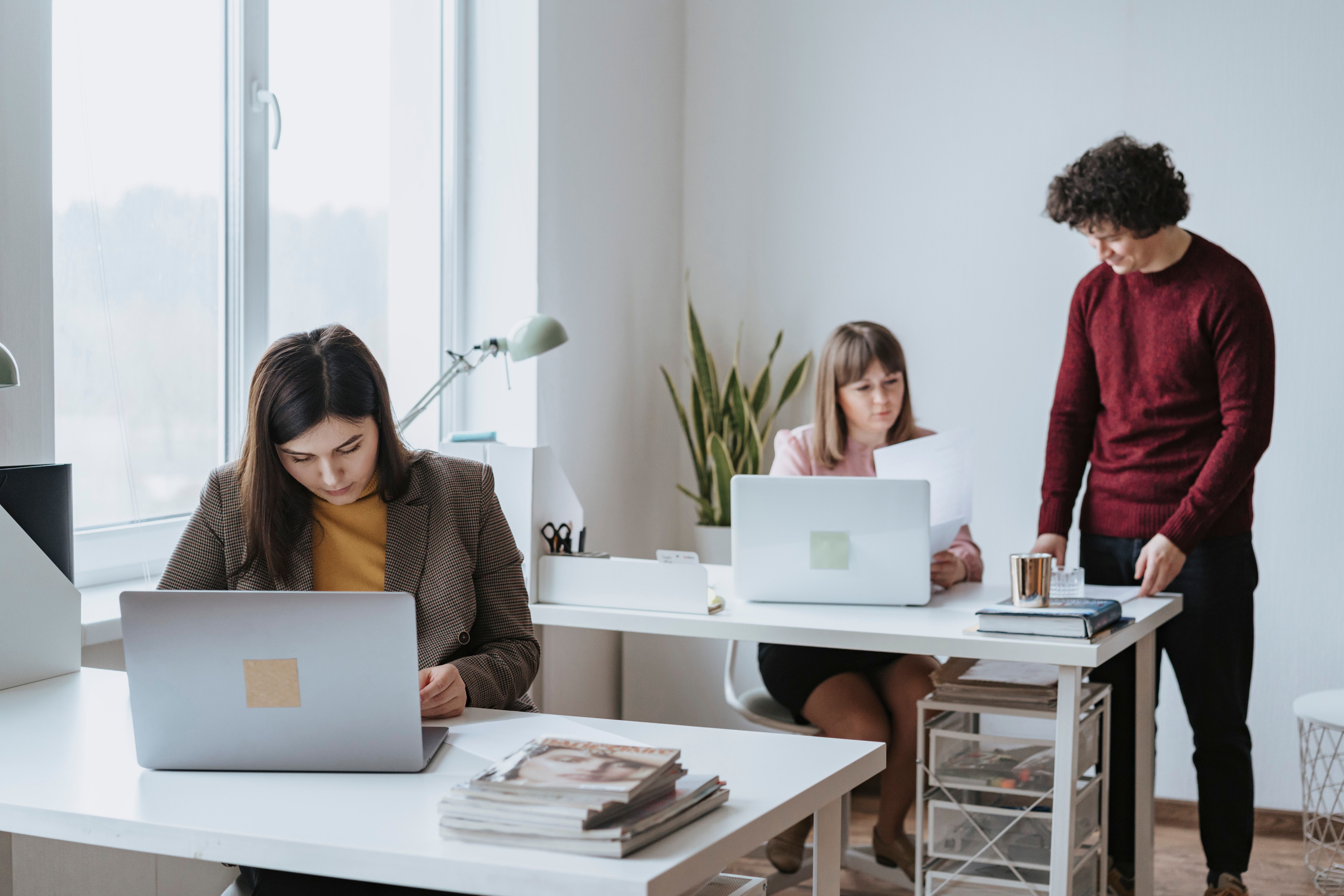 How to Start a Business With No Money in 2026: A Practical, High-Rate Economy Playbook